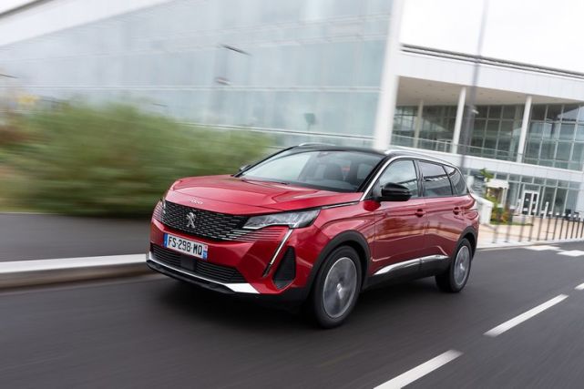 试驾标致5008,适合愉快的家庭旅行