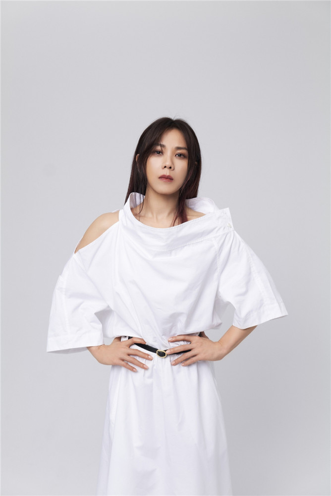 唱作天后tanya蔡健雅荣登纽约时代广场巨幕 用音乐为全球女性发声