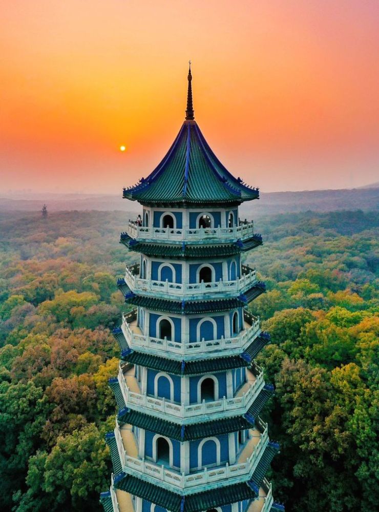 南京东郊秋色迷人