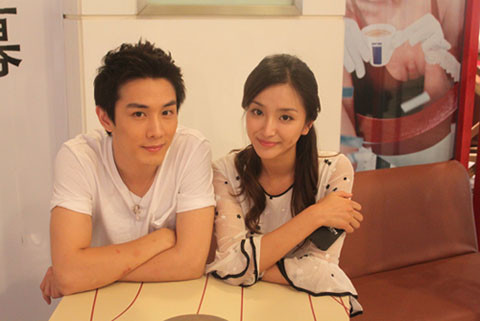 很少有人知道,戚薇生产前45天,李承铉的亲妹妹李燕芝因交通事故不幸