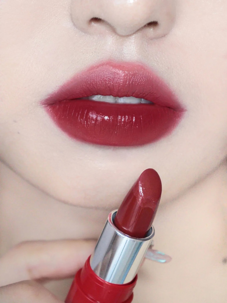 盘点那些我心甘情愿向它低头的致命口红冷艳迷人还显白