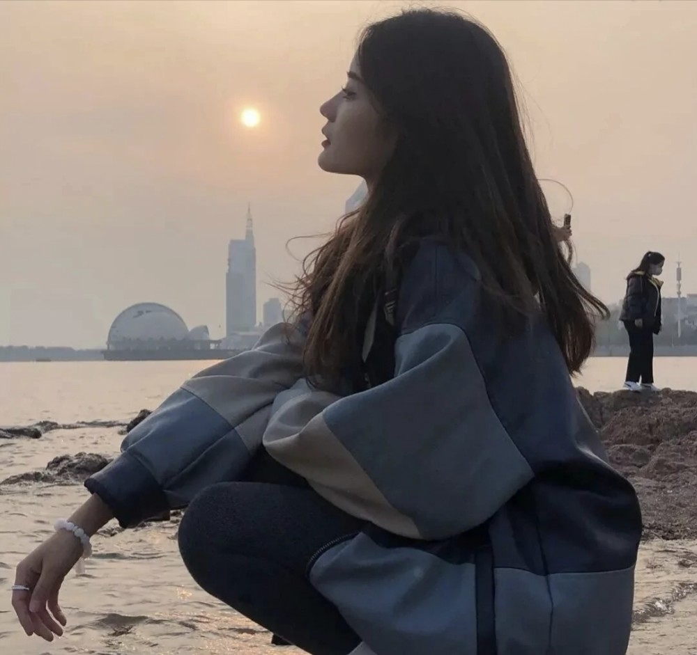 暖色系阳光女头