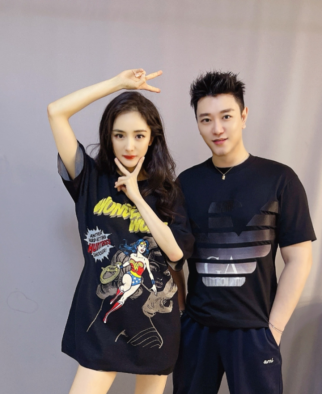 杨幂和男友人多张合照曝光!