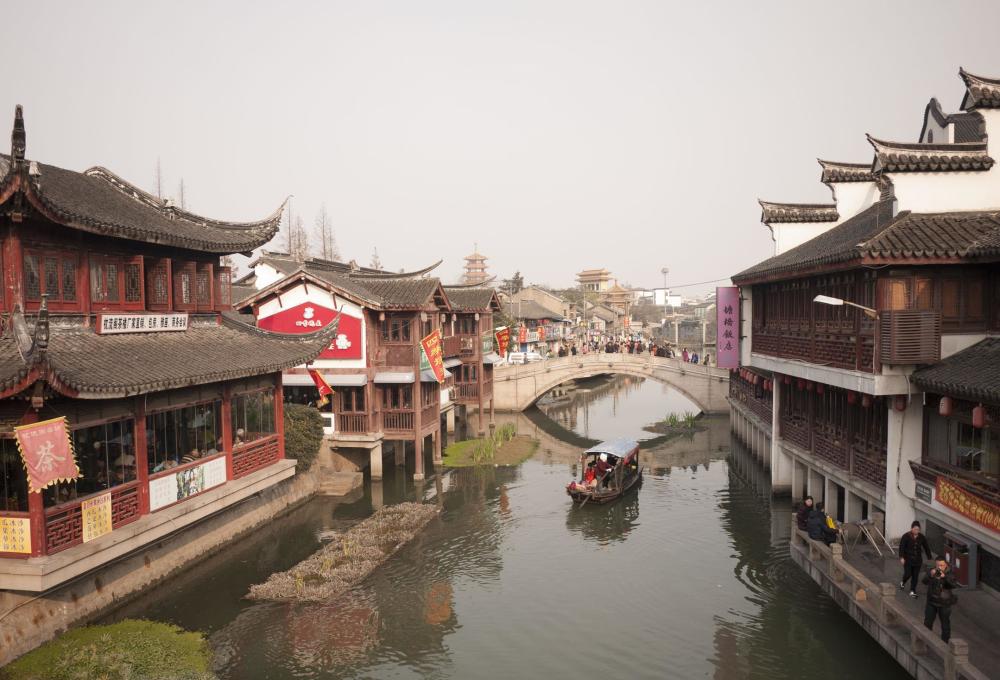 上海最受打工者欢迎的古镇,节假日人满为患,更有小吃一条街