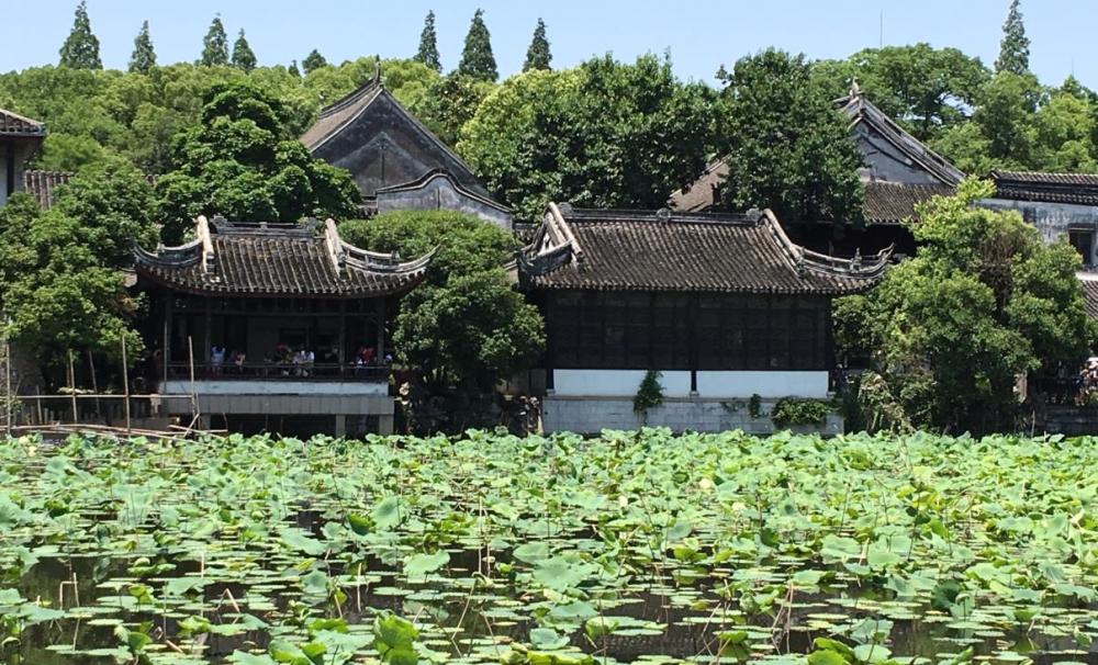 南潯古鎮最具古典美的園林建築,耗時40年完成,曾是劉鏞私家園林