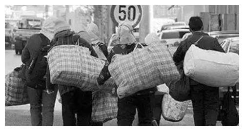 上世纪90年代的下岗潮:那些国企工人下岗后,都去干啥了?