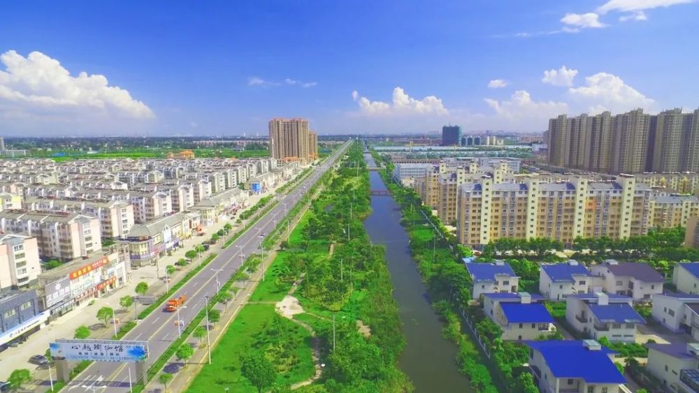 如皋长江镇开展重点城建,工业服务业项目现场督查!