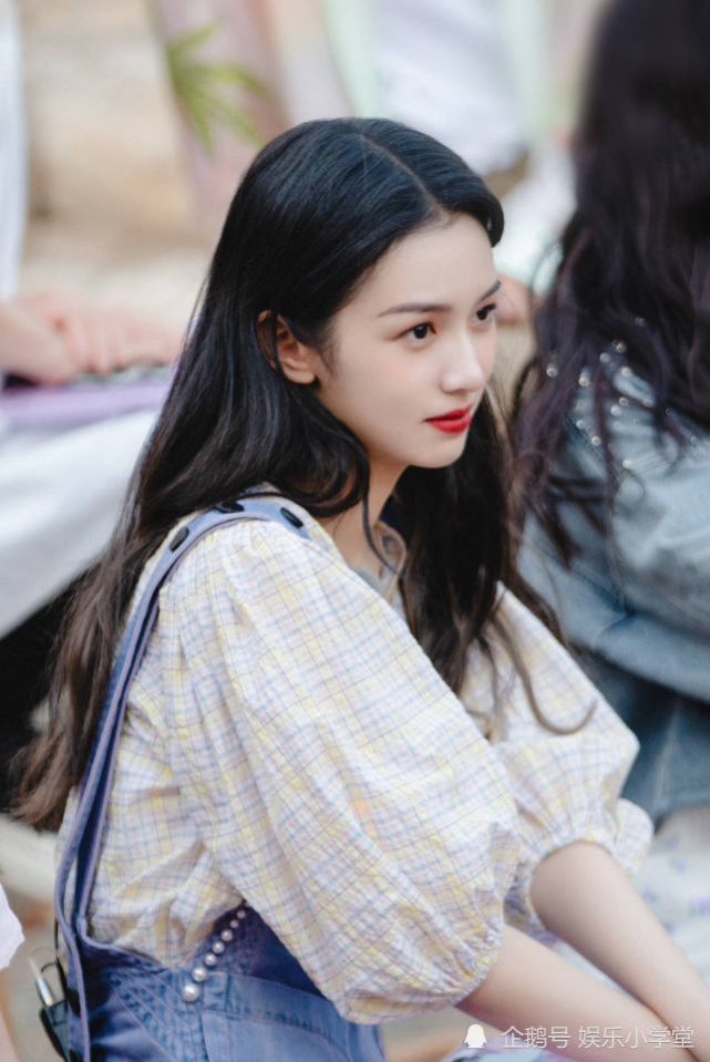 因作品受认可而热度提升的六位当红小花谭松韵袁冰妍赵露思虞书欣你看