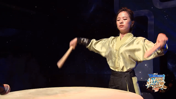 昨晚暖莹莹的表演你惊艳了吗