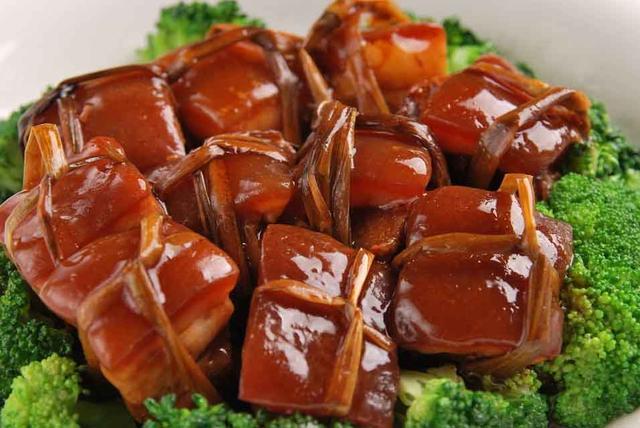 八大菜系之一徽菜指的是安徽菜么它有着自己独特的制作手法