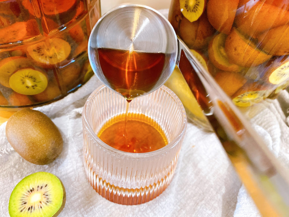 这种水果秋天才有摘一些泡酒营养丰富口感香醇好喝不上头