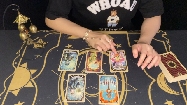 魔铃塔罗:白羊座9月运势,有新的能量注入,可能会开始改变想法