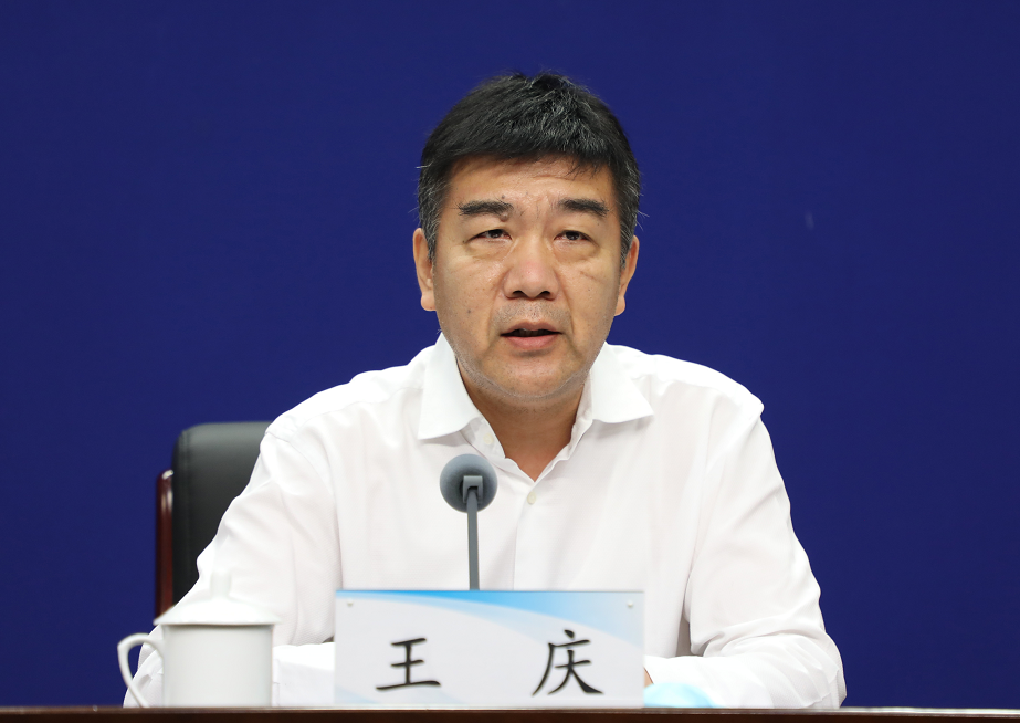 中原出版传媒集团总裁,副董事长王庆:中原出版传媒集团多年来一直承担