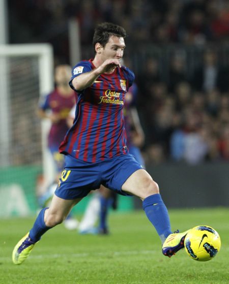 全面解析为什么梅西的带球这么难防