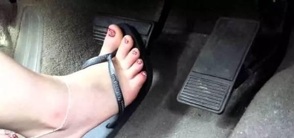 我刹不住了杭州奔驰女司机拖鞋踩油门致5死7伤获刑6年