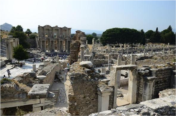 如果金星上出现智慧生命遗迹,这是一个多么大的事件啊,世界也会为此而