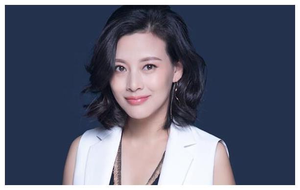 两人同为低调演员,戏里戏外皆是"夫妻档",相爱多年零绯闻