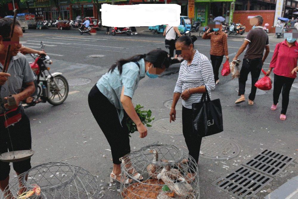 七月半于都人开启杀鸭吃鸭模式