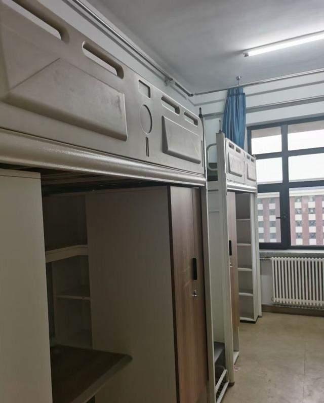 吉林大学让学生搬进毒圈宿舍学生自买测试仪严重超标心寒