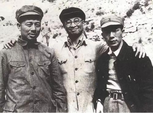 旅长陈赓有多狠?日军老巢到处都有陈赓卧底,一人当上伪军司令