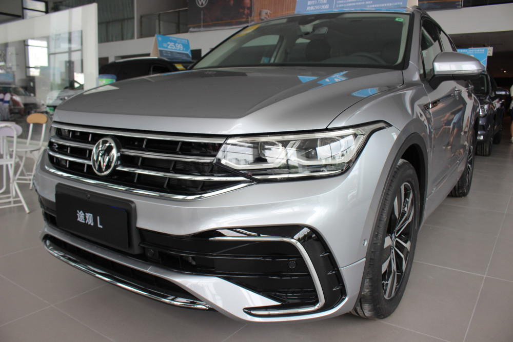 2022款途观l到店前脸唬人2158万起配20t不输crv