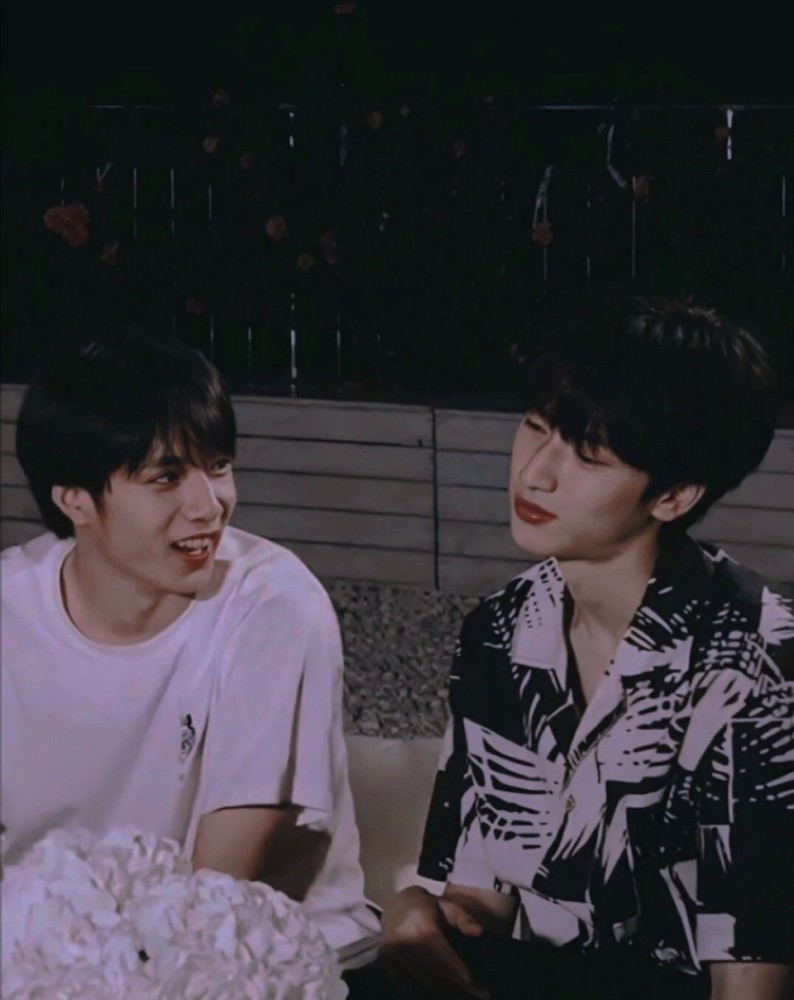 刘耀文严浩翔青春光芒万丈与你来日方长