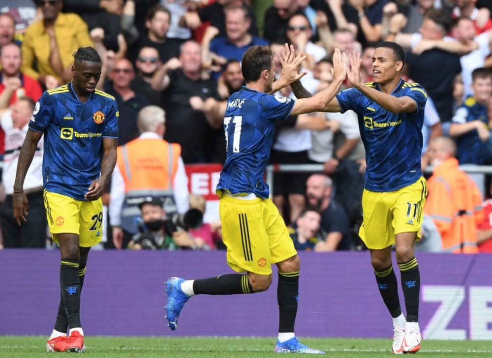 英超 惊险1-1！博格巴秀翻天，德赫亚神扑救主，英超豪门爆冷丢掉2分