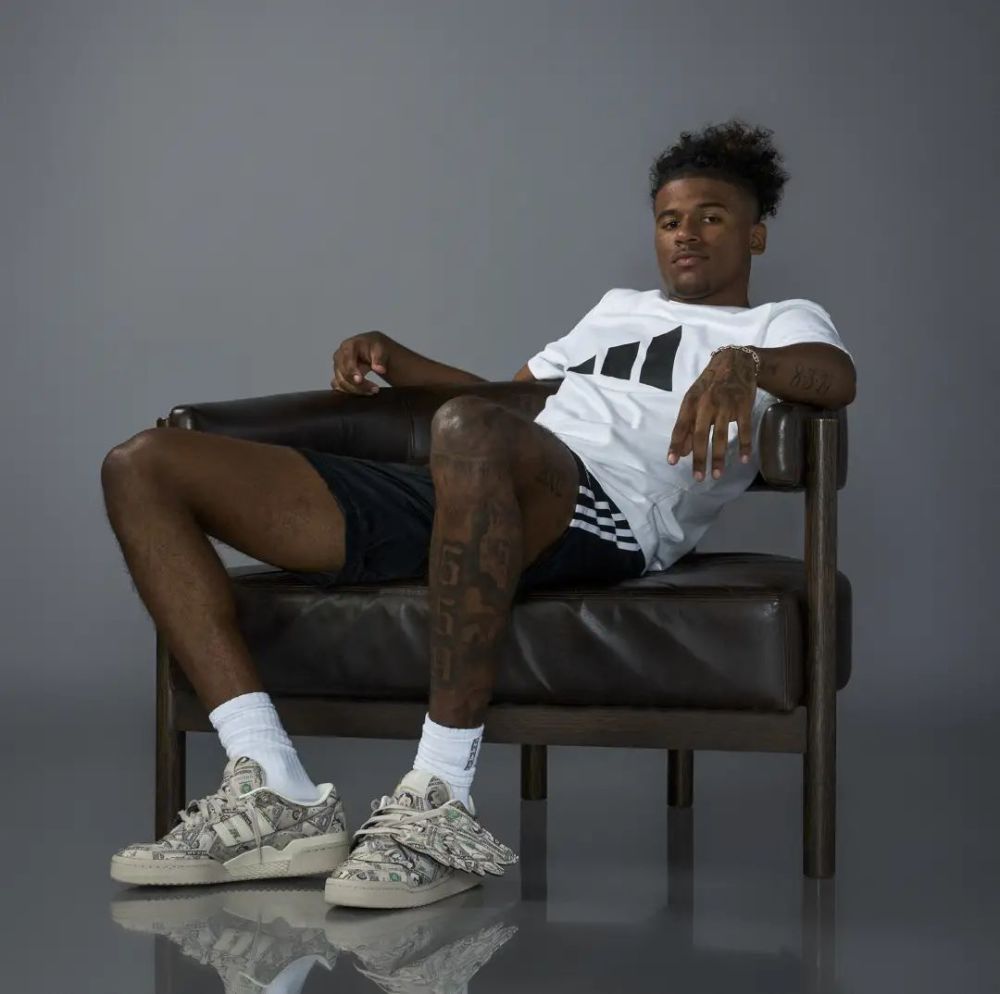 美媒专访杰伦格林如何克服年少成名的压力上