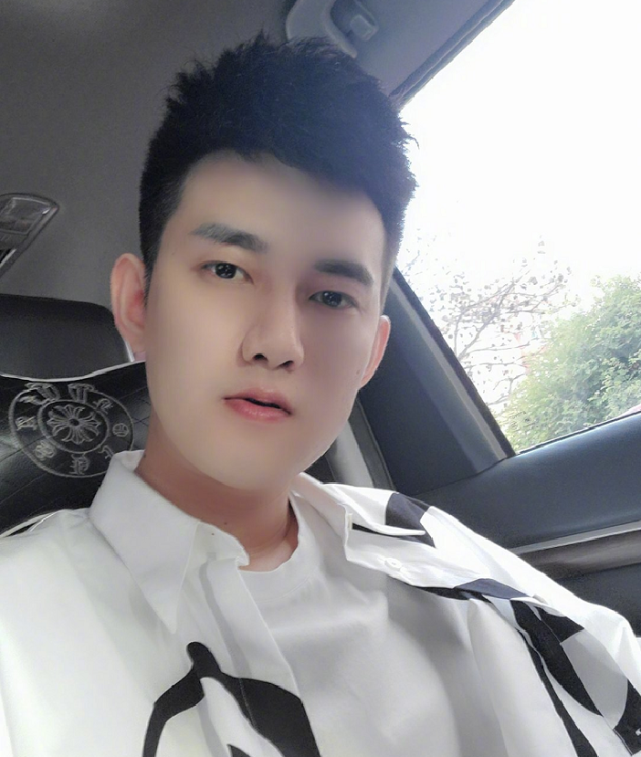 阿哲斥资千万打造电商楼,新公司装修曝光,直播带货配套一应俱全