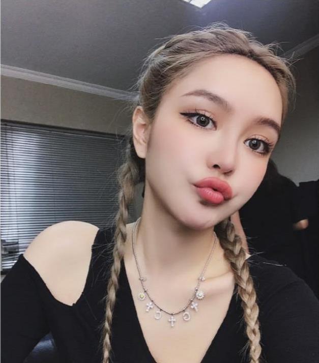 周扬青豪门恋疑似告破斩获神评罗志祥培养的女人罗昊留不住