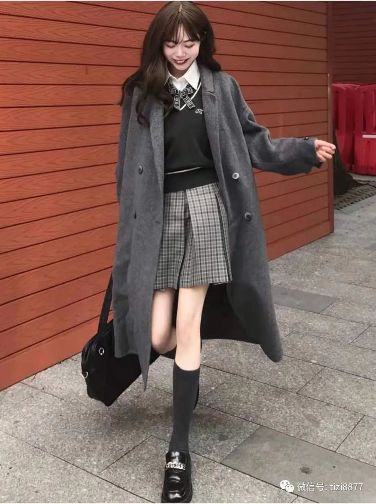 女生秋天穿什么衣服时尚好看