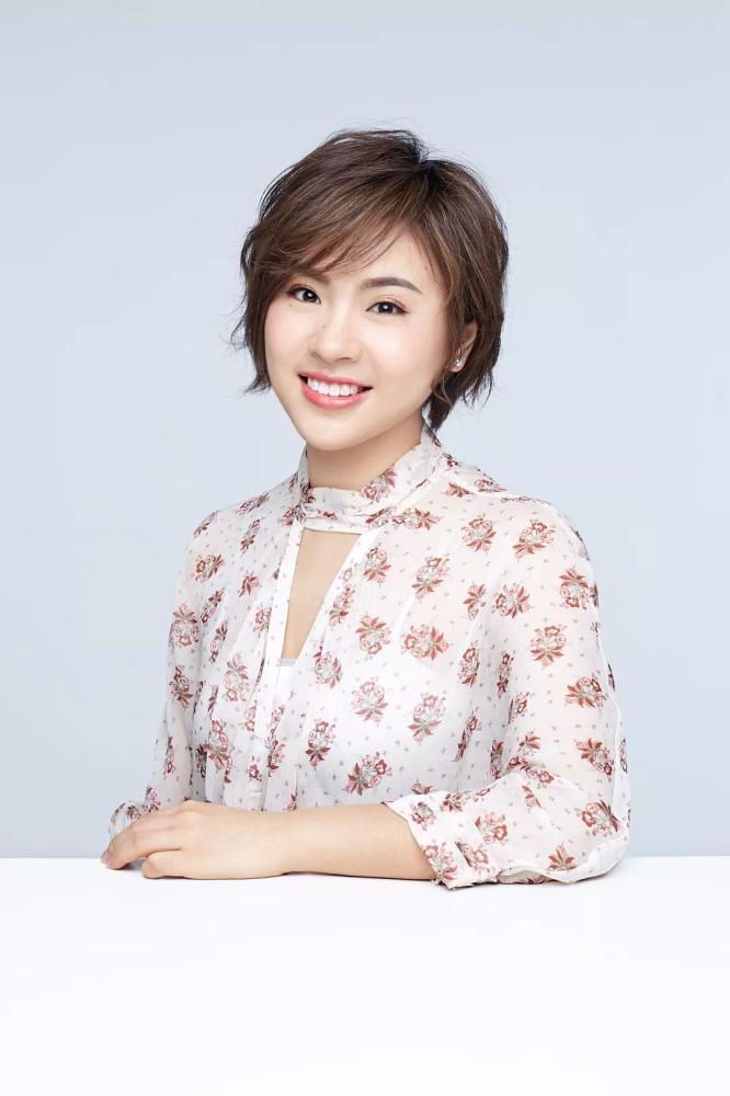 北大才女刘媛媛直播带货被网友嫌弃公开回应为了生活不丢人