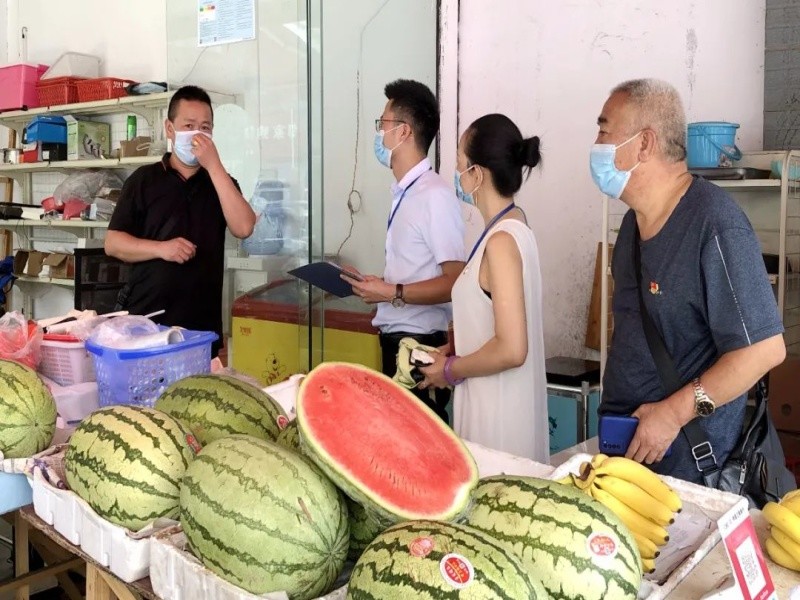 湄潭县湄江中学校长图片