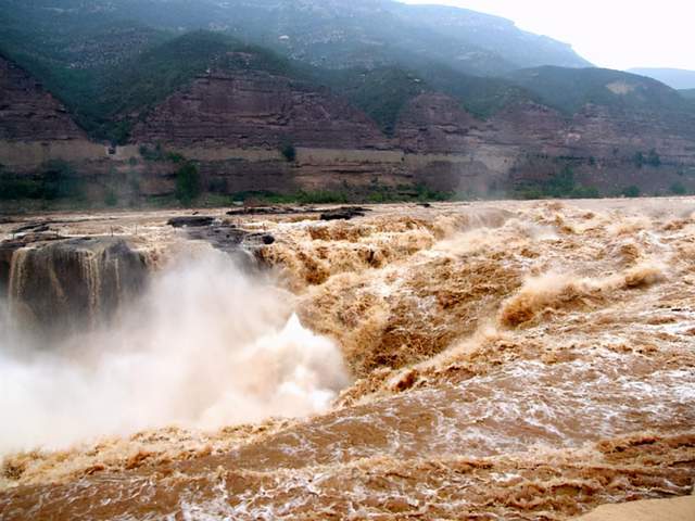 上游城镇被洪水淹没,黄河下游恰逢干旱,为何不把水排进河里?