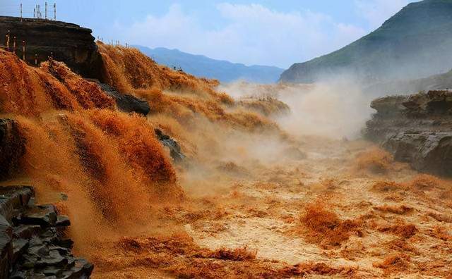 上游城镇被洪水淹没黄河下游恰逢干旱为何不把水排进河里