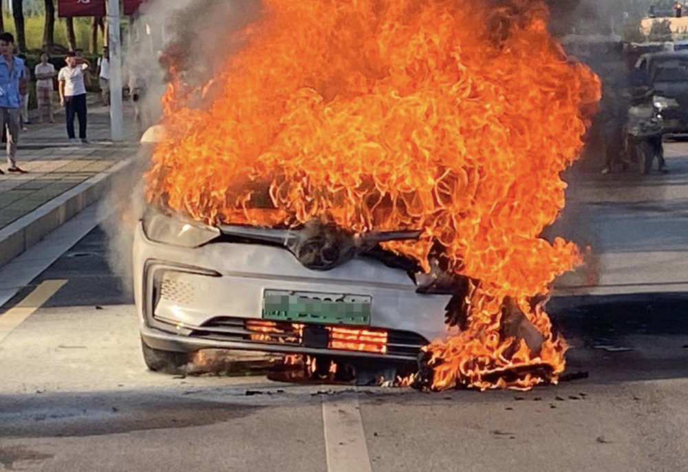深度丨为何新能源汽车起火事件总是没有结果