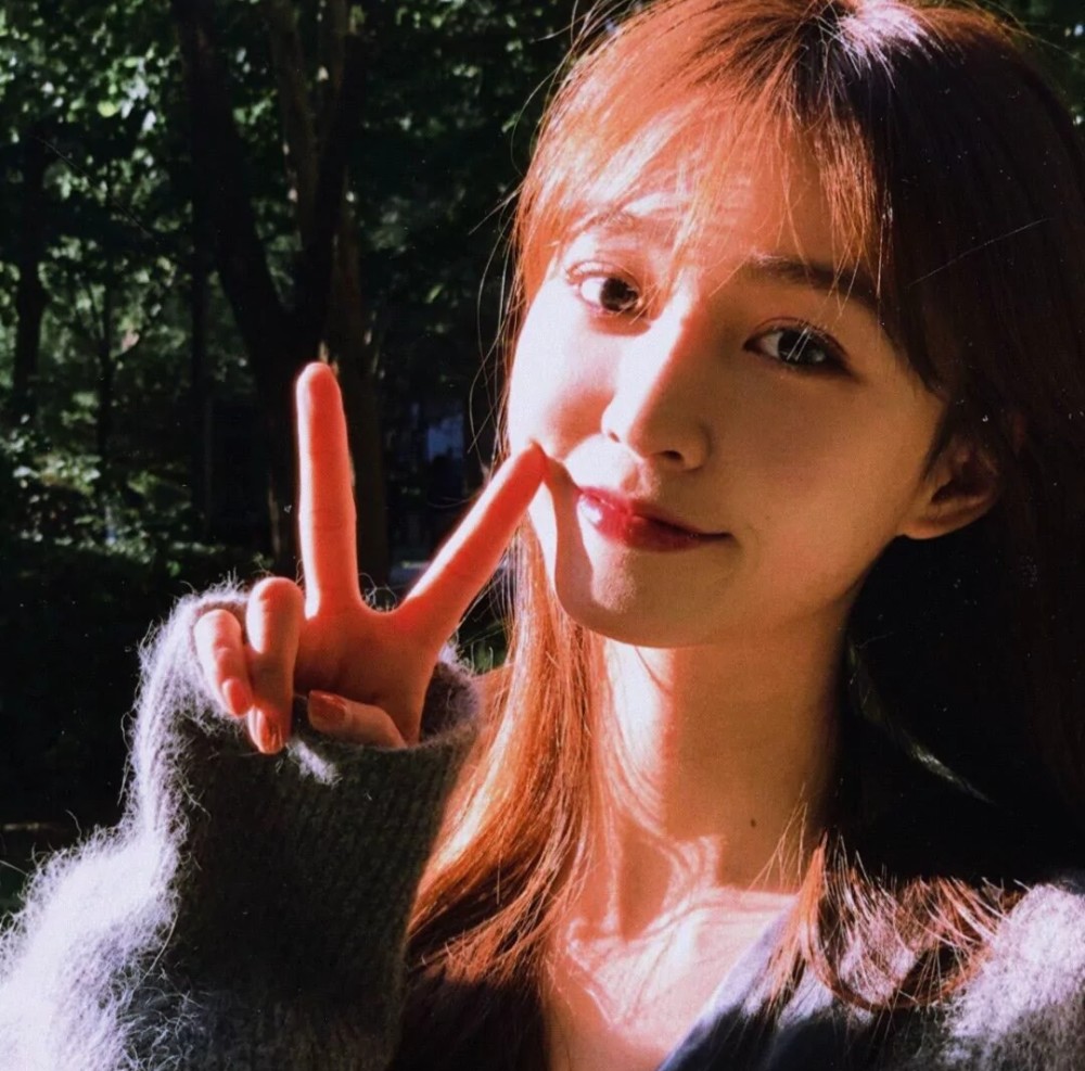 ins安静温柔的女生头像