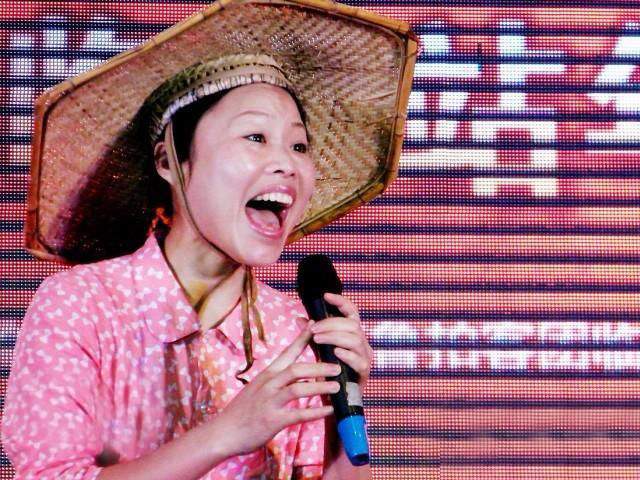 草根明星现状:有人被韩红轰下舞台,有人当官,有人销声匿迹