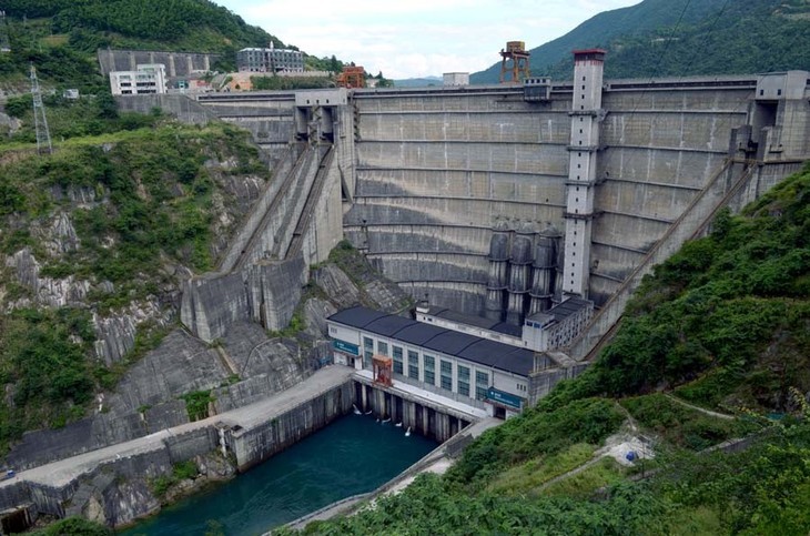 亚洲第一坝湖南郴州资兴的南国风韵幽丽东江令世人赞叹