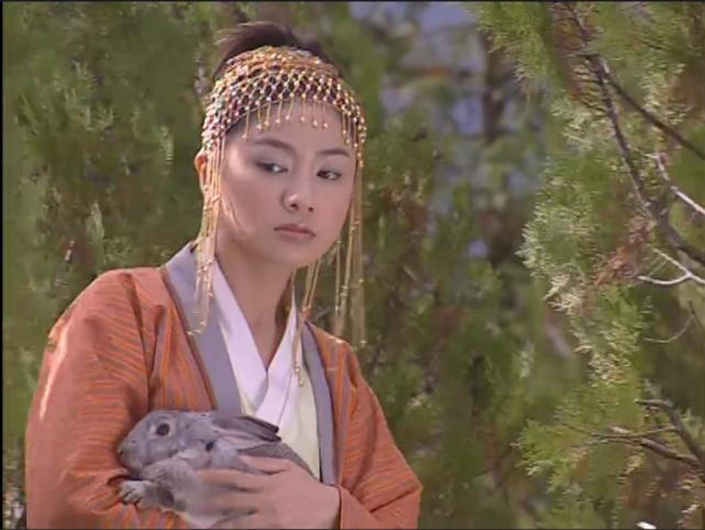 福星高照猪八戒为何猪八戒一开始不喜欢锦毛鼠反而喜欢珠珠