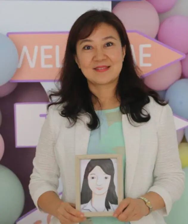 西安市实验小学教育集团总校长 张蓉西安市实验小学第一分校以"努力把