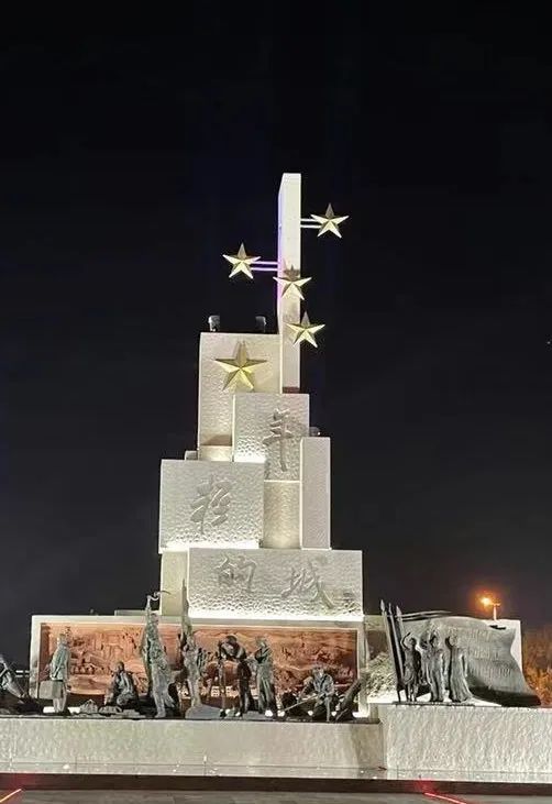 石河子再添一座标志性雕塑