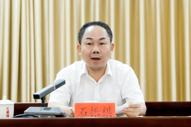 芗城区召开"产业发展项目建设年"暨"六比一看"竞赛活动工作推进会