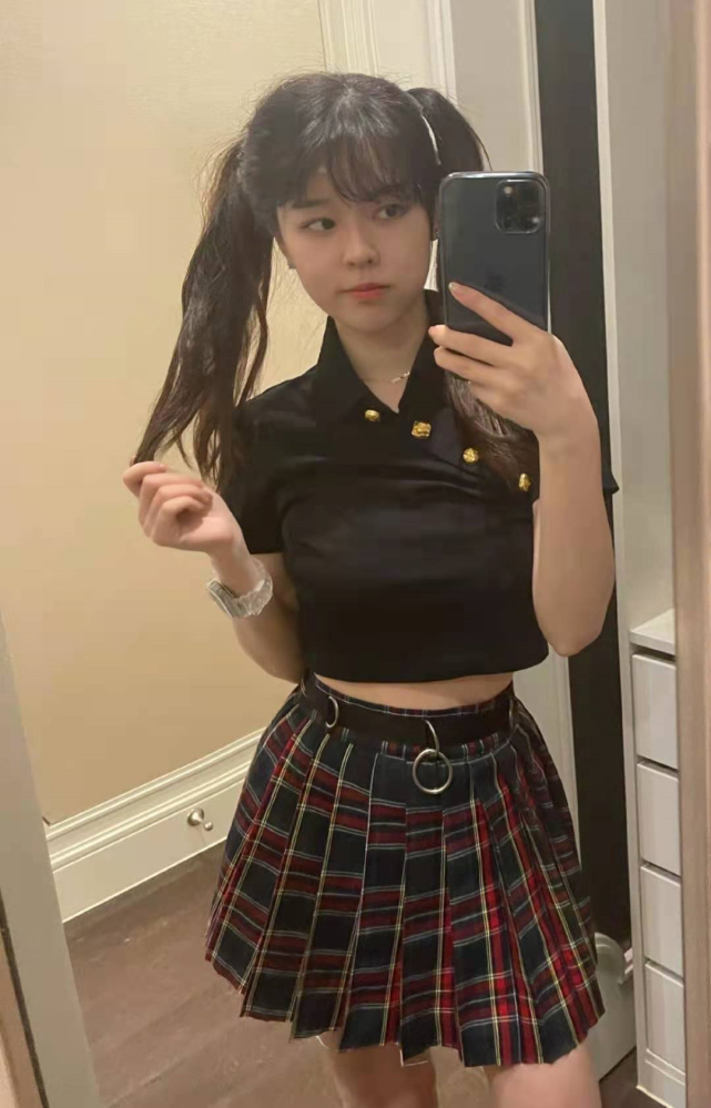 真身林晚晚发长文解释一切因公司抄袭才离开求别再网暴了