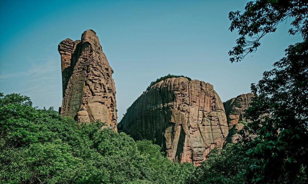 江西省好玩的旅游景点有庐山风景名胜区江西三清山风景名胜区武功山