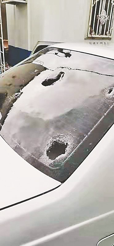 黑龙江大庆突遇冰雹 局部地区冰雹个头如同粘豆包大小