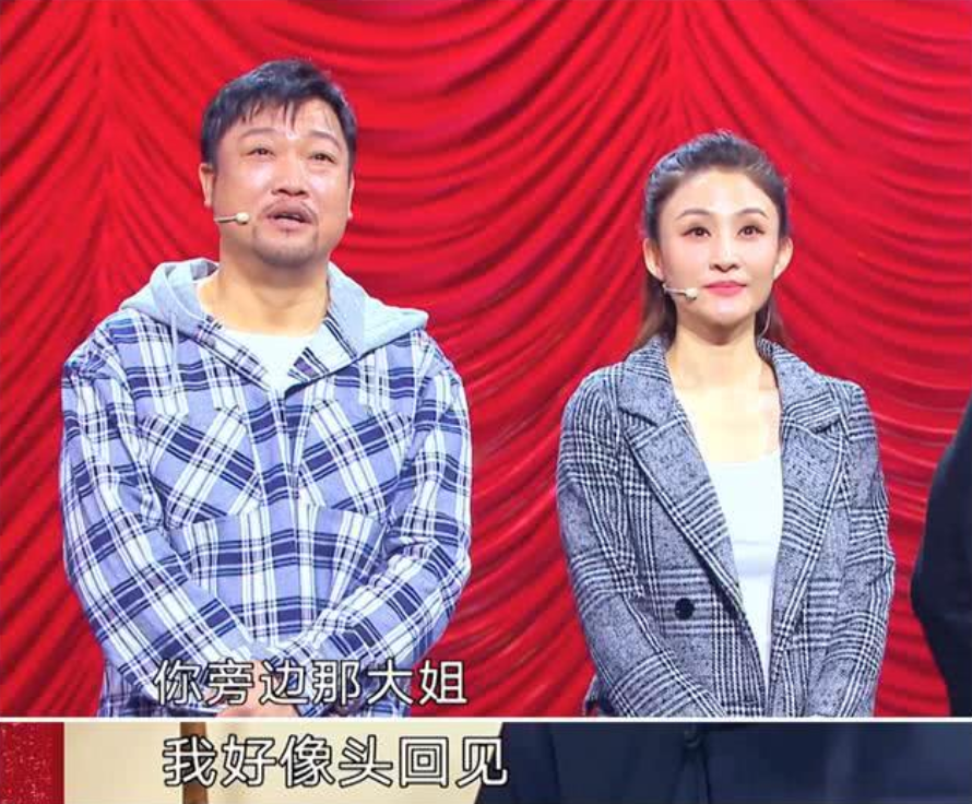 贾冰:军人出身走喜剧路线,2个冠军2上春晚,娶美女老婆羡煞旁人