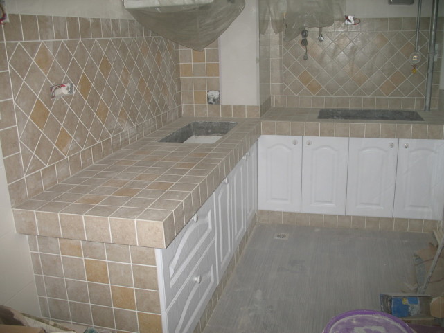 专坑穷人的网红装修用水泥砌一个橱柜越用越糟心