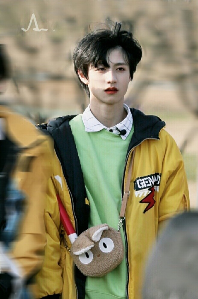 朱志鑫/少年眼中满是星光,少年未来满是希望._腾讯新闻