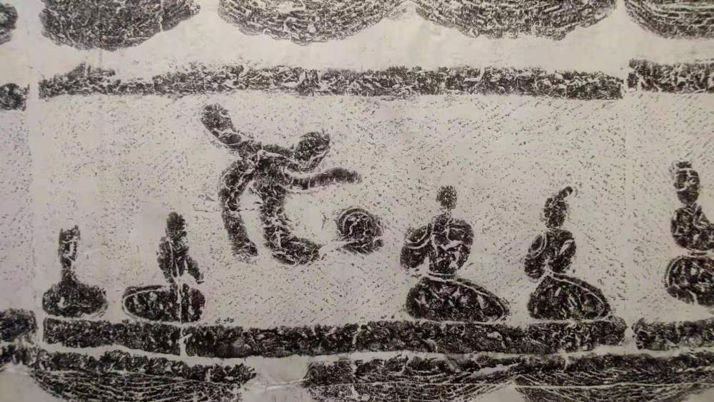 这些拓片里的蹴鞠原来最早是练兵用的